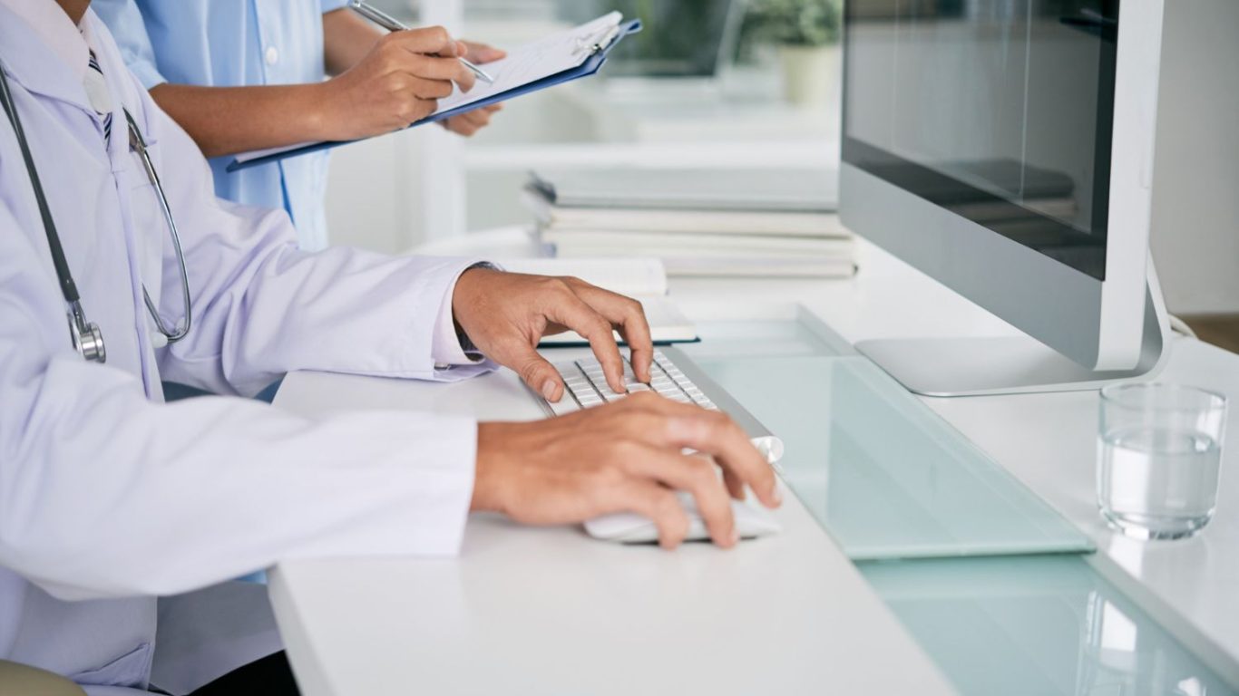 doctor-working-computer
